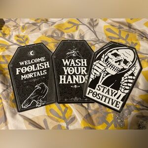 Black and White Gothic Wall Signs